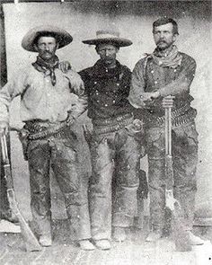 Old West Outlaws, Cowboy Photography, Old West Photos, Diary Entries, Western Photo, Cowboy Pictures, Real Cowboys, Wilde Westen, Into The West