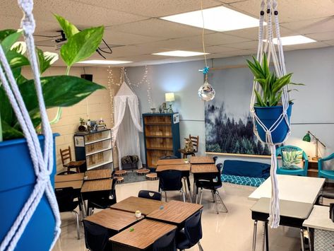 Plants in the classroom Plants Classroom, Childcare Rooms, Calm Environment, Cinder Block Walls, Reggio Classroom, Preschool Rooms, Classroom Makeover, Preschool Classroom Decor, Toddler Classroom