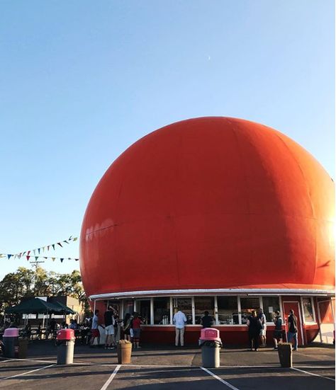 Established in 1932, this Big Orange sphere represents an iconic Montreal Landmark located on the Decarie expressway. They are known for their famous "OJ" , tasty poutines, and weekly summer muscle car nights. Orange Julep, Ghost Signs, Sister Friends, Deep House, Muscle Car, Summer Nights, Muscle Cars, Montreal, Rome