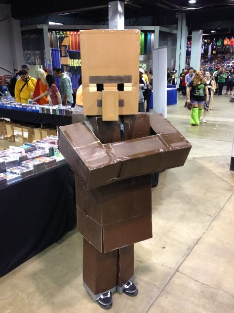 Cosplay Squidward Minecraft Villager Costume, Minecraft Villager, Villager Minecraft, Minecraft Cosplay, Halloween Costume Meme, Pair Halloween Costumes, Minecraft Halloween Ideas, Minecraft Halloween Costume, Chihiro Cosplay