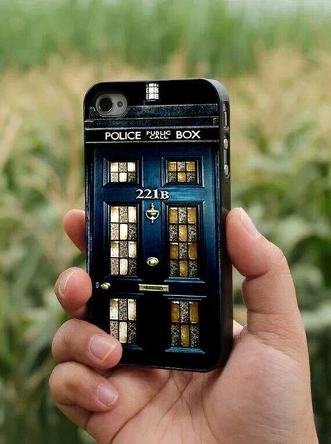 ALL OF MY WANT. Tardis/221B door phone case. For all Sherlock, Dr Who and BBC fans. Fandom Crossover, Wibbly Wobbly Timey Wimey Stuff, Nerd Life, Timey Wimey Stuff, Martin Freeman, Sherlock Bbc, Geek Out, I Phone, Galaxy S3