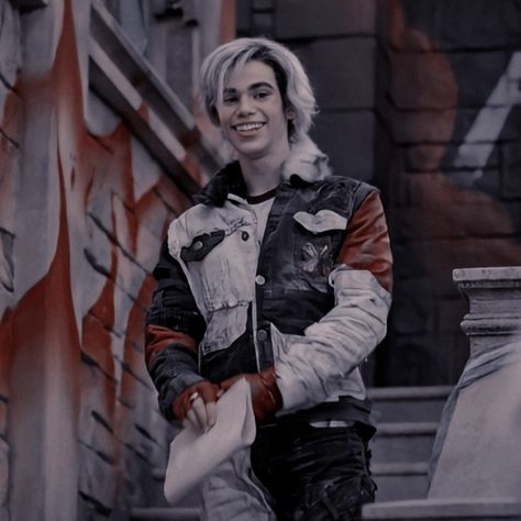 Descendants Icons, Carlos From Descendants, Carlos Descendants Icon, Mal Pfp Descendants, The Descendants Movie, Carlos Descendants, Cameron Boyce Descendants, Descendants Carlos And Jane, Cameron Boys