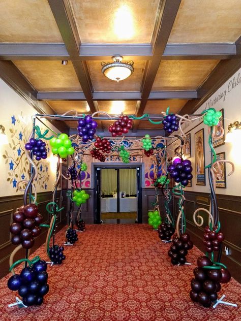 Grape Display Ideas, Grape Theme Party, Grape Arbor, Sky Ranch, Vine Decoration, Team Theme, Balloon Clusters, Boat Parade, Wine Tasting Events