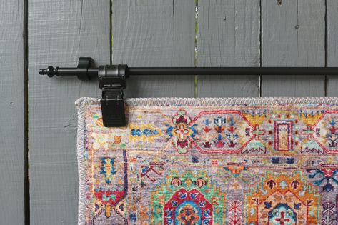 Quilt wall hangers