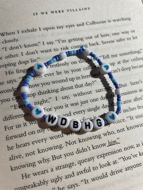 One Direction Friendship Bracelet, Louis Tomlinson Bracelet Ideas, One Direction Bracelet Ideas, One Direction Bracelet, Fan Bracelet, Nail Bracelet, Faith In The Future, Music Stickers, Broken Hearts