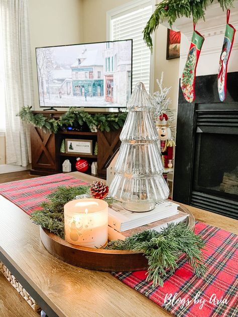 Living Room Center Table Decoration Christmas, Christmas Centerpieces For Living Room Table, Traditional Christmas Coffee Table Decor, Using Pumpkins For Christmas Decor, Breakfast Table Christmas Decor, Coffee Table Tray Decor Christmas, Ottoman Christmas Decor, Christmas Decor For Round Coffee Table, Diy Christmas Coffee Table Decor