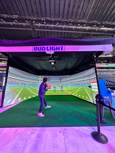 Interactive Entertainment Group was on-site with its Ultimate Sports Arena sponsored by Bud Light. This football simulation, produced with Experience Revere, allowed attendees to step onto a virtual field, test their throwing skills, and engage in friendly competitions. Tim Tebow, Sports Arena, Gary Vee, Drew Barrymore, Bud Light, Business Planning, Football, How To Plan, Sports