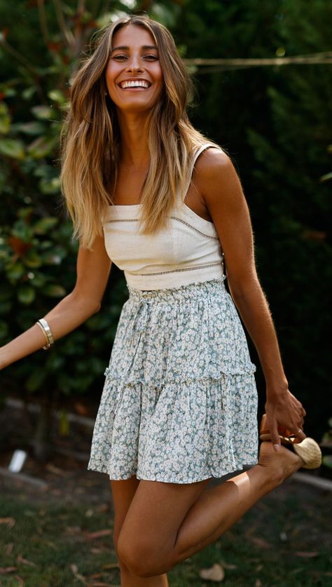 just dandy skirt – Mura Boutique Cute Summer Dress Up Outfits, Summer Skirts Mini, Modest Summer Shorts Outfits, Summer Short Skirt Outfits, Short Dresses Casual Summer Cute Outfits, Modest Summer Style, Modest Summer Aesthetic, Cute Skirts For Summer, Cute Skirts Aesthetic