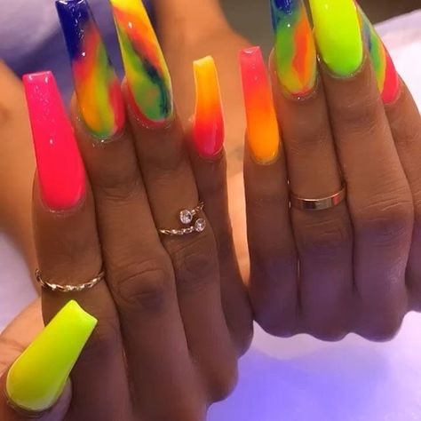 Skittles Nails Color Combos, Ombre Coffin, Neon Acrylic Nails, Nails Yellow, Broken Nails, Drip Nails, Glow Nails, Exotic Nails, Long Acrylic Nails Coffin