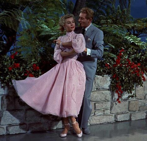 Vera-Ellen-in-her-pink-tea-dress-with-full-circle-skirt---White-Christmas White Christmas Decorations Diy, White Christmas Outfit, White Christmas Dress, White Christmas Party, White Christmas Movie, Vera Ellen, White Christmas Stockings, White Christmas Trees, White Christmas Decor