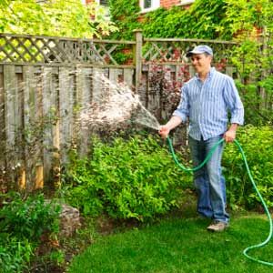 7 Must-Follow Rules of Gardening! Garden Hose Reel Cart, Rain Barrel System, Garden Hose Reel, Lawn Sprinklers, Garden Hoses, Watering & Irrigation, Hose Reel, Rain Barrel, Water Hose