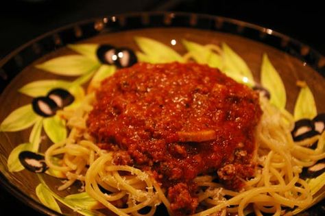 Sweet and Spicy Spaghetti Sauce - The Gourmet Housewife Sweet Spaghetti Sauce, Spicy Spaghetti Sauce, Sweet Spaghetti, Spicy Spaghetti, Stewed Tomatoes, My Feelings, Spaghetti Sauce, Homemade Sauce, Food Categories