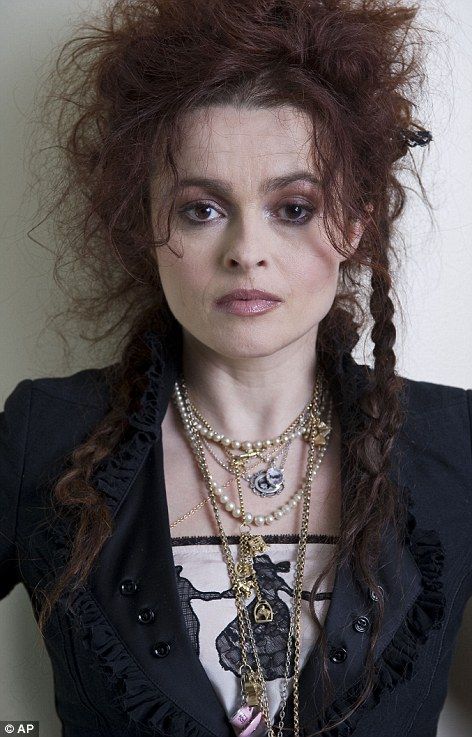 Helena Bonham Carter and Johnny Depp pitch 'Prambrella' to Dragon's Den | Daily Mail Online Helena Carter, Helen Bonham, Marla Singer, Helena Bonham, Bellatrix Lestrange, Lynda Carter, Laetitia Casta, Bonham Carter, Helena Bonham Carter