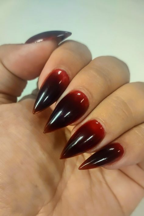 Baddie nails Halloween nails black nails red nails stilleto nails blood nails medium nails long nails gel nails acrylic nails Red And Black Nails Aesthetic, Black And Red Gradient, Black Nails Aesthetic, Black And Red Nails, Red And Black Nails, Red Gradient, Nails Aesthetic, Kawaii Nails, Halloween Black