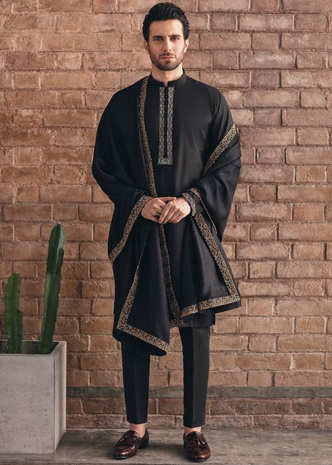 Sadaf Fawad Khan, Kurta Designs Men's, Make Up Guide, India Fashion Men, Indian Wedding Suits Men, Indian Wedding Clothes For Men, Fawad Khan, Kurta Pajama Men, Boys Kurta Design