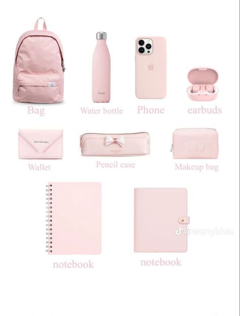 Mochilas Coquette, School Backpack Essentials, Pink Academia, Everyday Bag Essentials, Pretty School Supplies, Cute Stationary School Supplies, School Bag Essentials, Backpack Essentials, Cute School Stationary