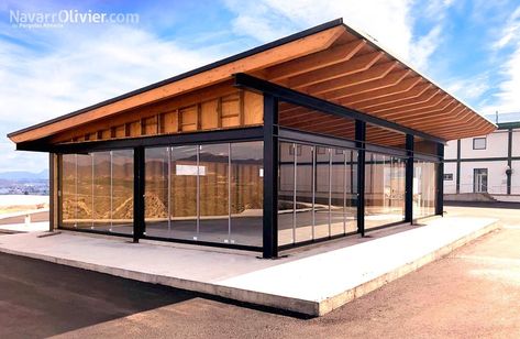 Shop Building Ideas, Industrial House Exterior, Outdoor Restaurant Design, Steel Frame House, Backyard Pavilion, Container House Design, Steel House, Shipping Container Homes, Garage Design