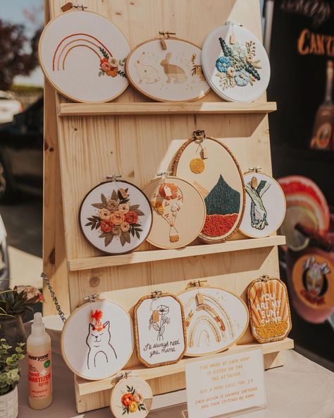 Embroidery Artist 🪡 | Sierra’s Instagram post: “Some details from last Saturday’s @the_backyard_market_ ✨ It was so fun to be able to attend a market as a vendor again + I can’t wait for…” Crafts For Vendor Events, Craft Market Aesthetic, Things To Sell At Farmers Market, 49ers Crafts, Embroidery Store, Craft Market, Craft Display, Market Displays, Handmade Market