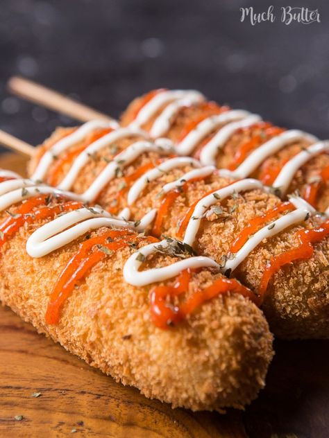 Corn Dog Sausage, simple appetizer and snack recipe - Much Butter Korean Hot Dog Recipe, Korean Corn Dog Recipe, Sausage On A Stick, Salice Rose, Telur Gulung, Butter Corn, Dog Sausage, Corndog Recipe, Banana Roll