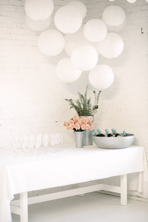 9 Easy Ways To Decorate For a Party Wedding Simple, Pastel Party, Dekor Diy, 29th Birthday, Shower Inspiration, Engagement Party Decorations, Party Pants, Engagement Decorations, Girl First Birthday