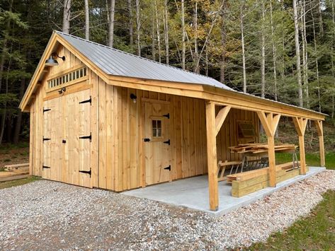 Tractor Garage, Sugar Shack Plans, Farm Storage Buildings, Farm Equipment Storage, Western Buildings, Post And Beam Shed, Barn Style Shed, Boat Garage, Siding Styles