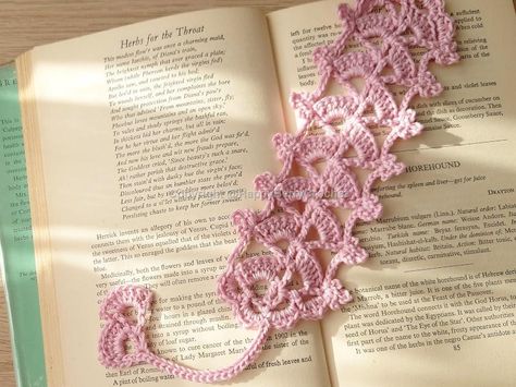 Vintage Bookmark Crochet Lace Bookmark Pattern Free, Crochet Bookmarks Free Patterns, Crochet Craft Fair, Crochet Numbers, Crochet Alphabet, Vintage Bookmarks, Quick Crochet Projects, Crochet Bookmark Pattern, Fall Crochet Patterns