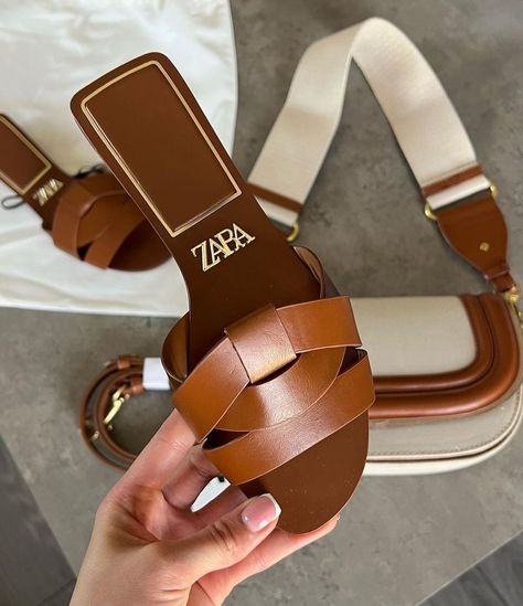 Zara Sandals, Womens Trendy Dresses, Summer 2025, Zara Bags, Designer Flats, Casual Chic Outfit, Chic Outfit, Zara Shoes, May 20