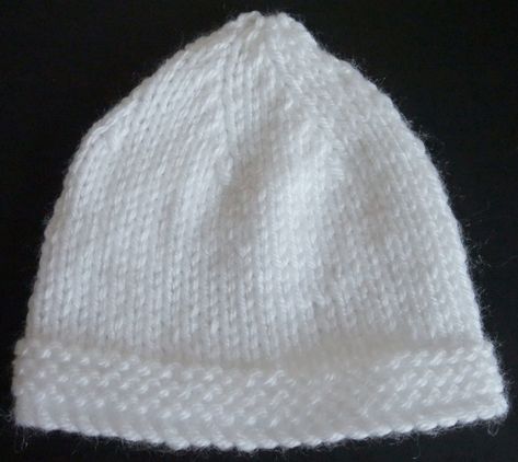 Baby Hats Knitting Free, Newborn Knit Hat, Baby Hat Knitting Patterns Free, Baby Hat Free Pattern, Girls Knit Hat, Preemie Hats, Beanie Knitting Patterns Free, Baby Cardigan Knitting Pattern Free, Baby Booties Knitting Pattern