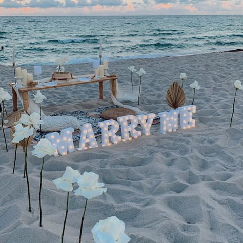 She said yes!! 🤍 Surprise Beach Engagement, Miami Proposal Ideas, Engagement Proposal Ideas Beach, Proposal Set Up Ideas Beach, Wedding Proposals Beach, Private Proposal Ideas Romantic, Beach Engagement Ideas Proposals, Proposal Beach Ideas, Simple Beach Proposal Ideas