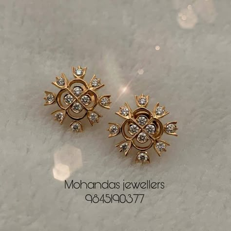 Daily Wear Diamond Earrings Indian, Daily Wear Studs Gold Indian, Temple Set Jewellery, Diamond Earrings Indian, Gold Earrings Indian, Real Diamond Earrings, Wedding Jewelry For Bride, New Gold Jewellery Designs, Diamond Earrings Design