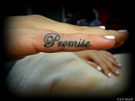 Tattt Pinky Promise Finger Tattoo, Tattoo On Pinky Finger, Promise Tattoo On Pinky, Pinky Promise Tattoo, Hand Tattoo Images, Mother And Son Tattoo, Finger Tattoo Ideas, Promise Tattoo, Finger Tats