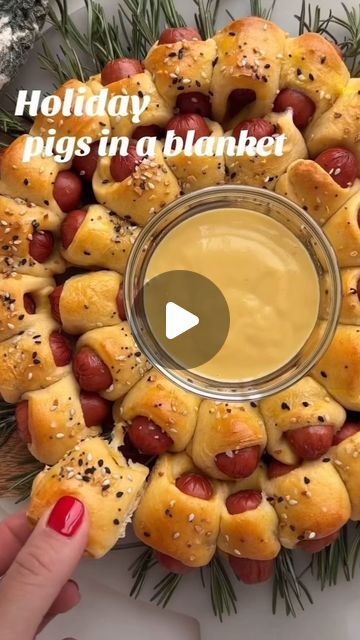 Wiener Wraps Crescent Rolls, Hotdogs In Crescent Rolls, Pigs In A Blanket Crescent Rolls, Hot Dogs In Crescent Rolls, Wiener Wraps, Little Smokies Crescent Rolls, Crescent Roll Wreath, Bagel Dip Recipe, Pillsbury Rolls