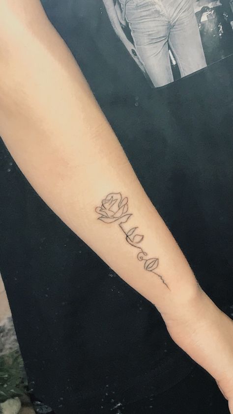 Everyone cant see what it is but its a rose and a womans face Womans Face, Girl Face Tattoo, Face Tattoos, Wrist Tattoo, Face Tattoo, Rose Tattoo, Wrist Tattoos, A Rose, Girl Face