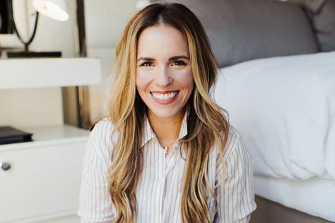 Rachel Hollis Five to Thrive Five To Thrive, Rachel Rodgers, Daily Five, Rachel Hollis, Bad Food, Move Your Body, Boost Your Metabolism, Daily Habits, All About Time