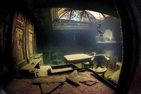 Gunilda, Lake ­Superior Underwater Shipwreck, Great Lakes Shipwrecks, Underwater Ruins, Technical Diving, Travel Humor Quotes, Underwater Pictures, Abandoned Ships, Underwater Photographer, Outdoors Tattoo