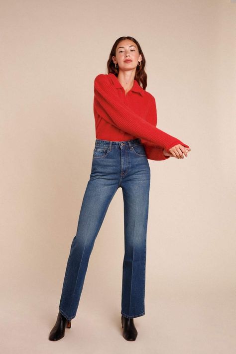 NISRINE Cardigan Uni Rouge | Rouje Azul Indigo, Jean Flare, Dark Blue Jeans, Button Cardigan, Oversized Cardigan, Light Jacket, High Waist Jeans, Jean Outfits, Color Azul