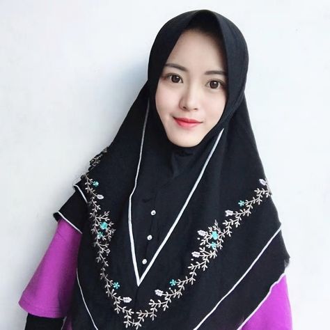 Muslim headscarf islamic three-layer chiffon embroidery jersey hijab Malaysian women summer shawl Hui nationality hijab scarf