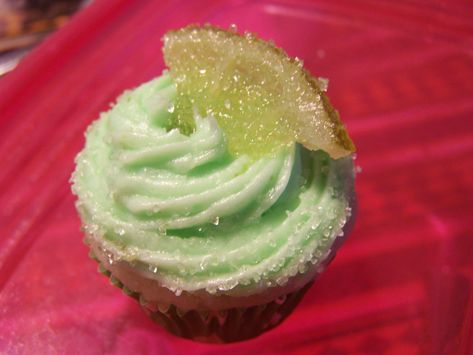 It seems like folks don't understand the concept of "virgin" anymore. I was looking for a good non-alcoholic margarita cupcake recipe and every one of them called for tequila. Years ago a 'virgin' ... Candied Limes, Virgin Mocktail, Mocktail Margarita, Margarita Cake Recipe, Strawberry Margarita Cupcakes, Mexican Cupcakes, Cupcake Icing Recipe, Non Alcoholic Margarita, Virgin Margarita