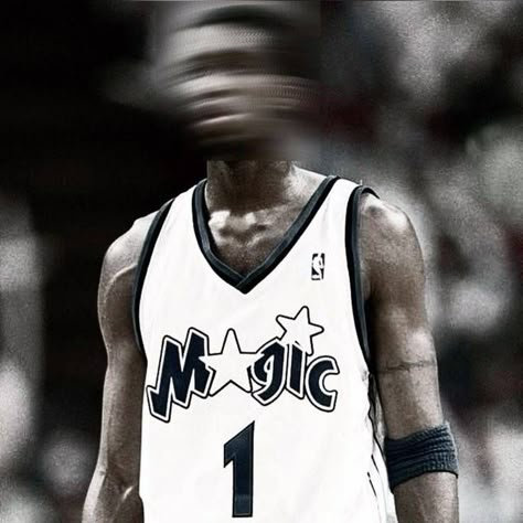 T Mac Wallpaper Nba, Tracy Mcgrady Pfp, Tracy Mcgrady Wallpaper, Pfp Basketball, Hooper Aesthetic, Basketball Pfp, Tuff Pfp, Nba Pfp, T Mac