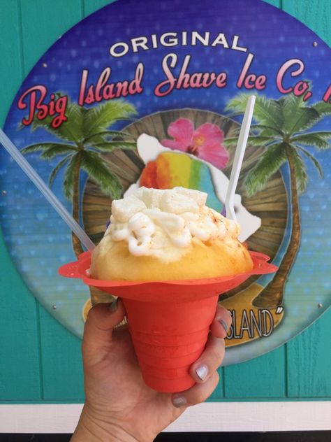 There’s no neon food coloring here, just fresh, farm-to-ice treats. Shave Ice Syrup Recipe, Shave Ice Hawaii, Hawaii Desserts, Shaved Ice Recipe, Snow Cones Recipes, Shaved Ice Syrup, Neon Food Coloring, Ice Recipe, Neon Food