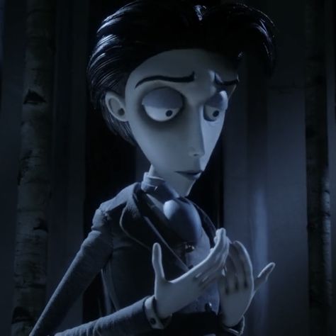 Victor Van Dort Pfp, Corpse Bride Victor Aesthetic, Viktor Corpse Bride Icon, Victor Emily, Corpse Bride Gif Icons, Victor Van Dort, Victor Gif Corpse Bride, Victor Corpse Bride, Clay Animation