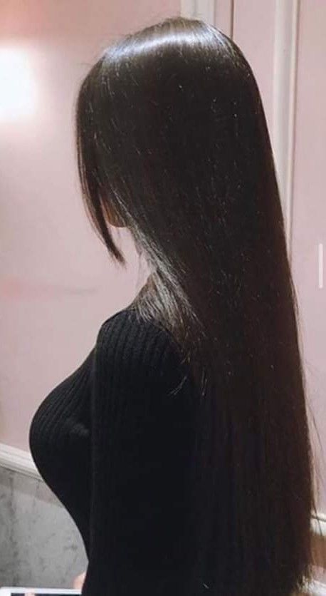 Long Jet Black Hair Straight, Straight Black Hair Aesthetic, Perfect Hair Aesthetic, Long Hair Straight Cut, Long Black Hair Straight, Pretty Straight Hair, Pretty Black Hair, Pretty Long Hair, Hairstyle Black Hair