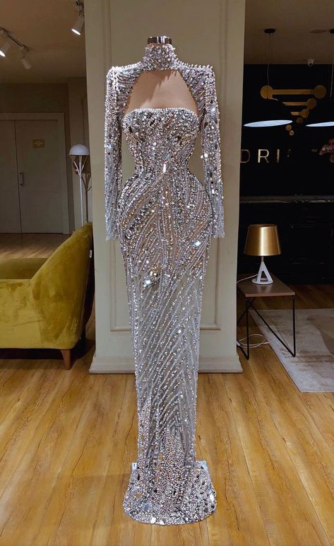 Valdrin Sahiti, Silver Gown, Prom Girl Dresses, Glamour Dress, فستان سهرة, Mode Design, Gala Dresses, Glam Dresses, Silver Dress