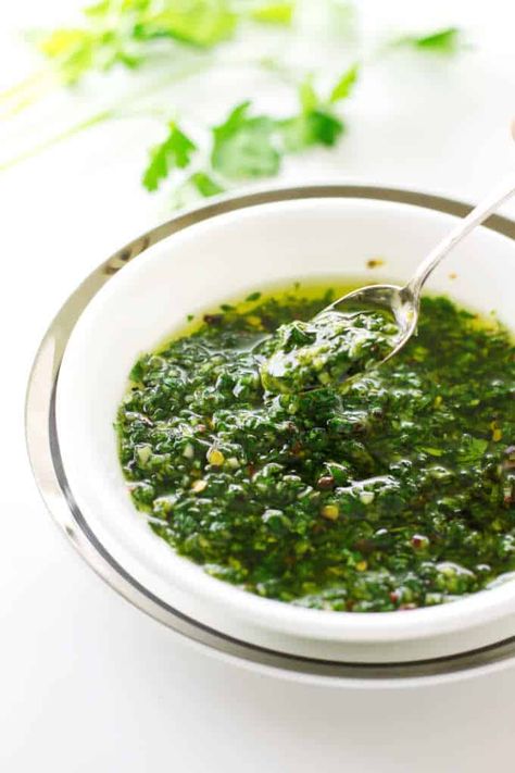 This sauce adds a zesty flavor to grilled meats, vegetables and so much more. If you have not tasted Chimichurri sauce yet, now is the time!  #chimichurri #saucerecipe #healthysauces Jain Food, Salsa And Guacamole, Cauliflower Steaks Recipes, Bruschetta Appetizer, Sauce Video, Garlic Pesto, Healthy Sauces, Acid Reflux Recipes, Cauliflower Dishes