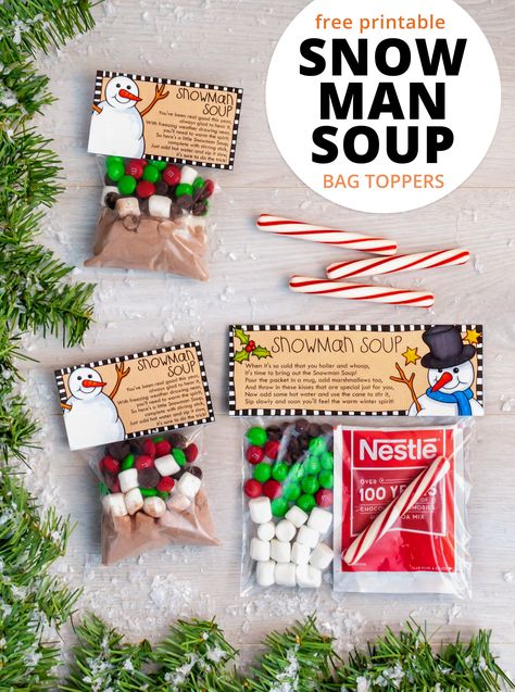 Snowman Soup Printables, Christmas Class Gifts, Christmas Bag Toppers, Christmas Treat Bag Toppers, Classroom Christmas Gifts, Elf Kisses, Reindeer Treats, Class Christmas Gifts, Christmas Goodie Bags