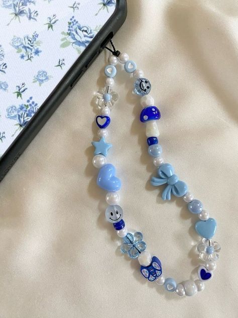 Blue Phone Charm, قلادات متدلية, Diy Jewelry Unique, Bead Charms Diy, Beaded Necklace Diy, Diy Bracelet Designs, Beads Bracelet Design, Handmade Jewelry Tutorials, Beaded Jewelry Designs