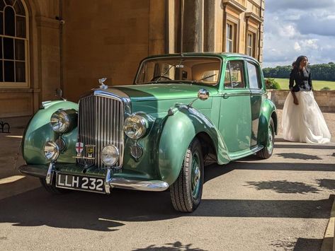 Vintage Wedding Car, Vintage Bentley, Tuned Cars, Old Fashioned Cars, Three Siblings, Car List, Vintage Car Wedding, Matric Dance, Black Family