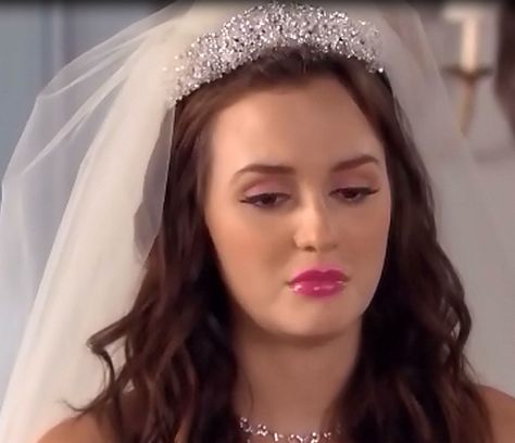 Get Blair's Wedding look using drugstore products! Blair Waldorf Makeup, Blair Waldorf Wedding, Blair Waldorf Outfits, Gossip Girl Blair, 2025 Wedding, Wedding Crashers, Natural Wedding Makeup, Leighton Meester, Girl Inspiration