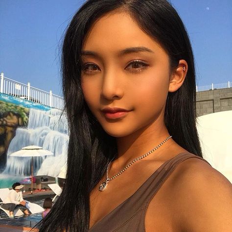 d a y d r e a m e r - c c Jella Makeup, Makeup Looks Korean, Tan Skin Makeup, Hair Tan Skin, Jessica Vu, Tan Asian, Light Tan Skin, Tan Skin Blonde Hair, Asian Makeup Looks