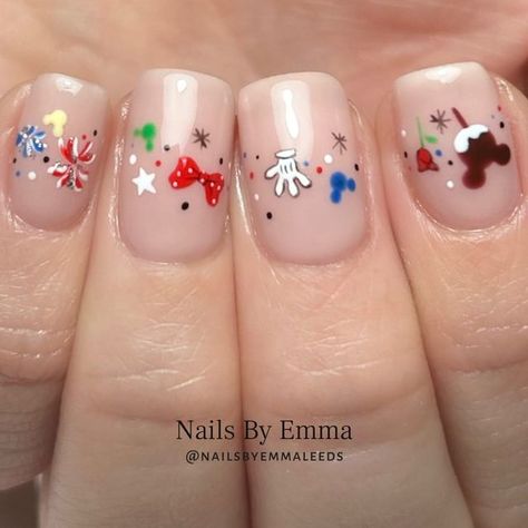 Nails By Emma on Instagram: "A sprinkling of Disney magic🪄🏰 Inspo @bees.knees.nails #disneynails #nailedit #disneyland" Subtle Disney Christmas Nails, Disney World Christmas Nails, November Disney Nails, Disney Thanksgiving Nails, Cute Disney Nail Designs, Disney Christmas Nail Art, Universal Studios Nail Ideas, Winter Disney Nails, Disney World Nails Designs